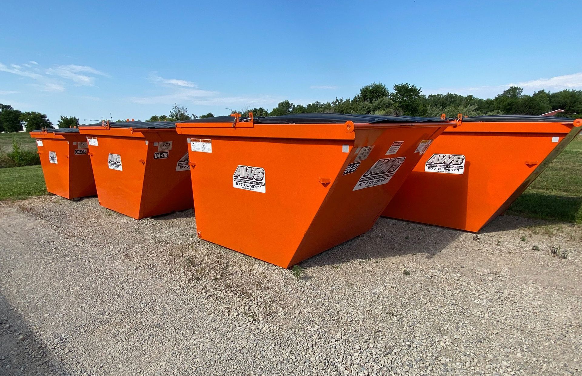 Dumpsters for commercial use