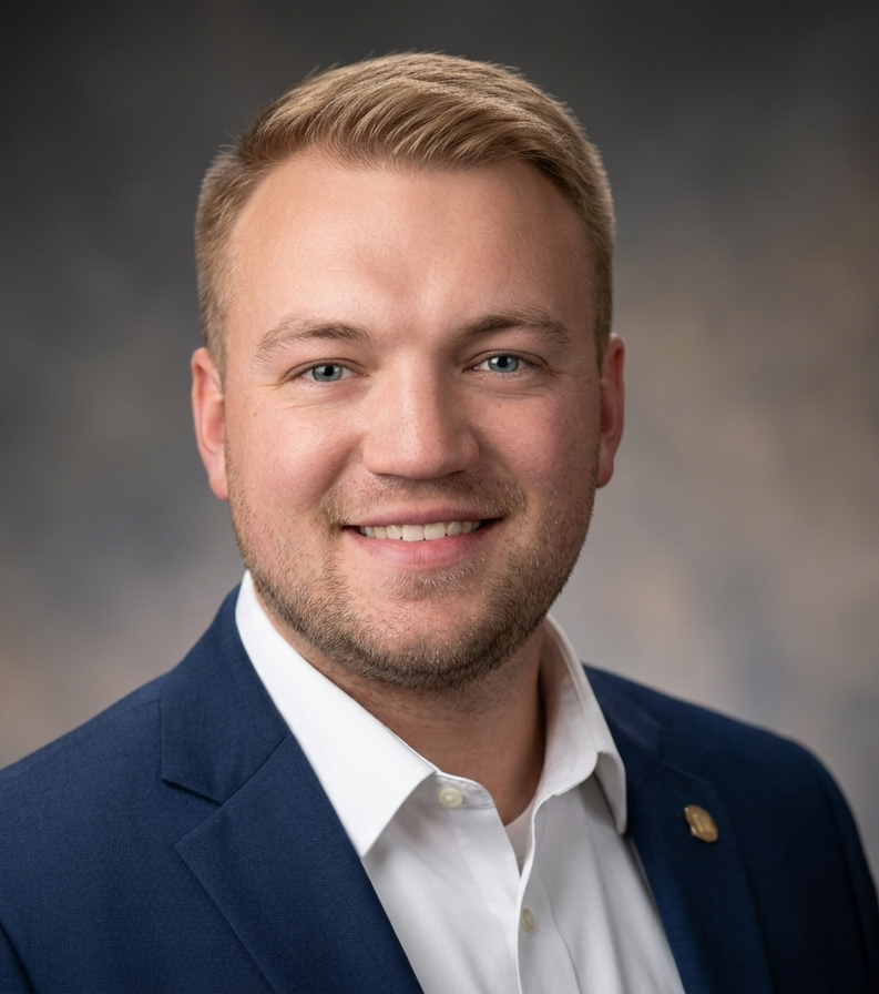 Tylor D. Newhouse