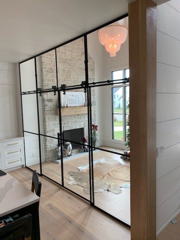 Louisville Glass Experts image