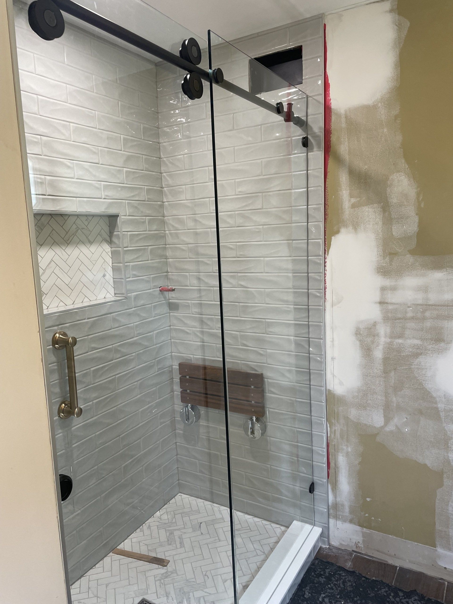 Louisville Glass Experts image