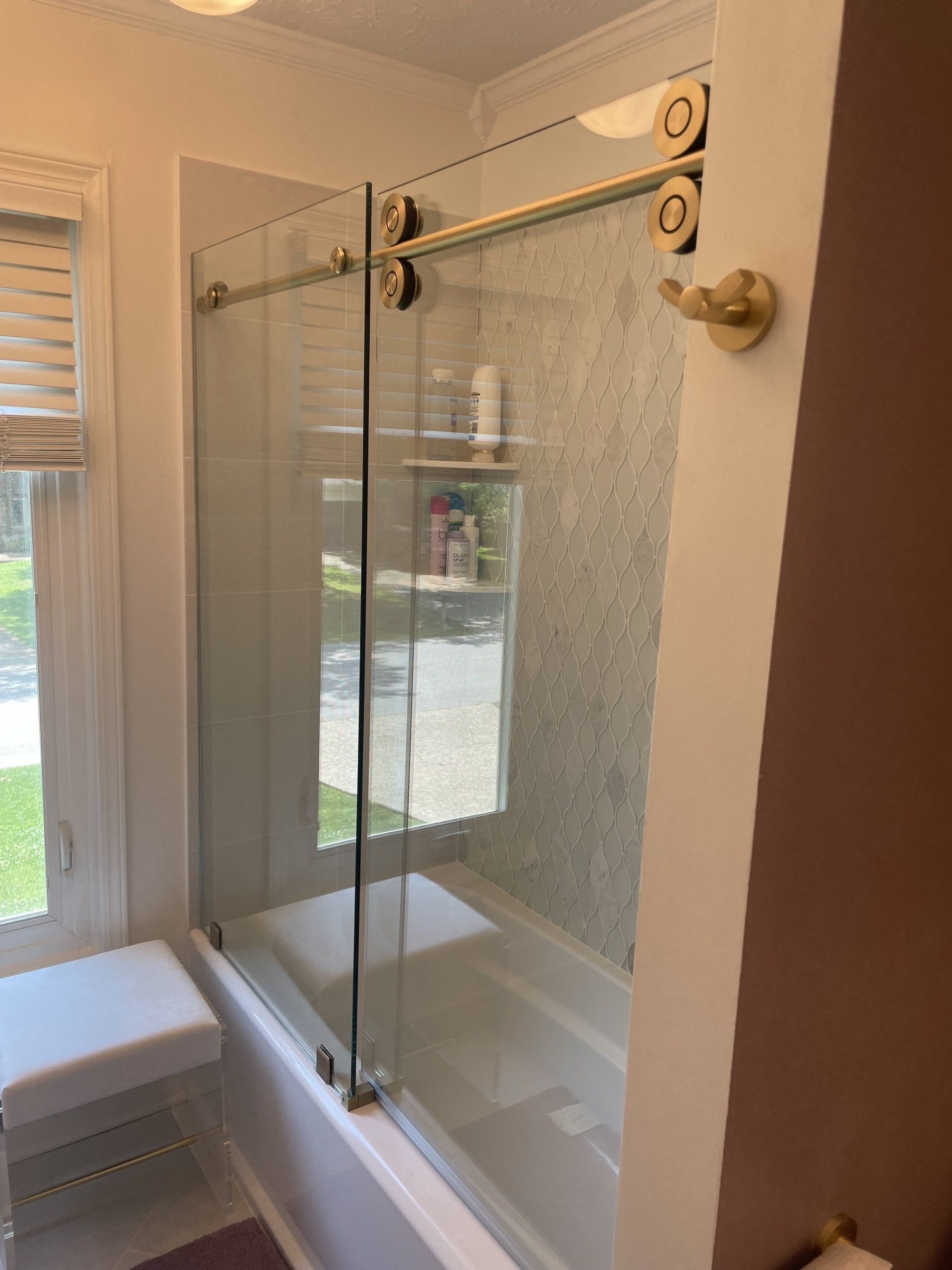 Louisville Glass Experts image