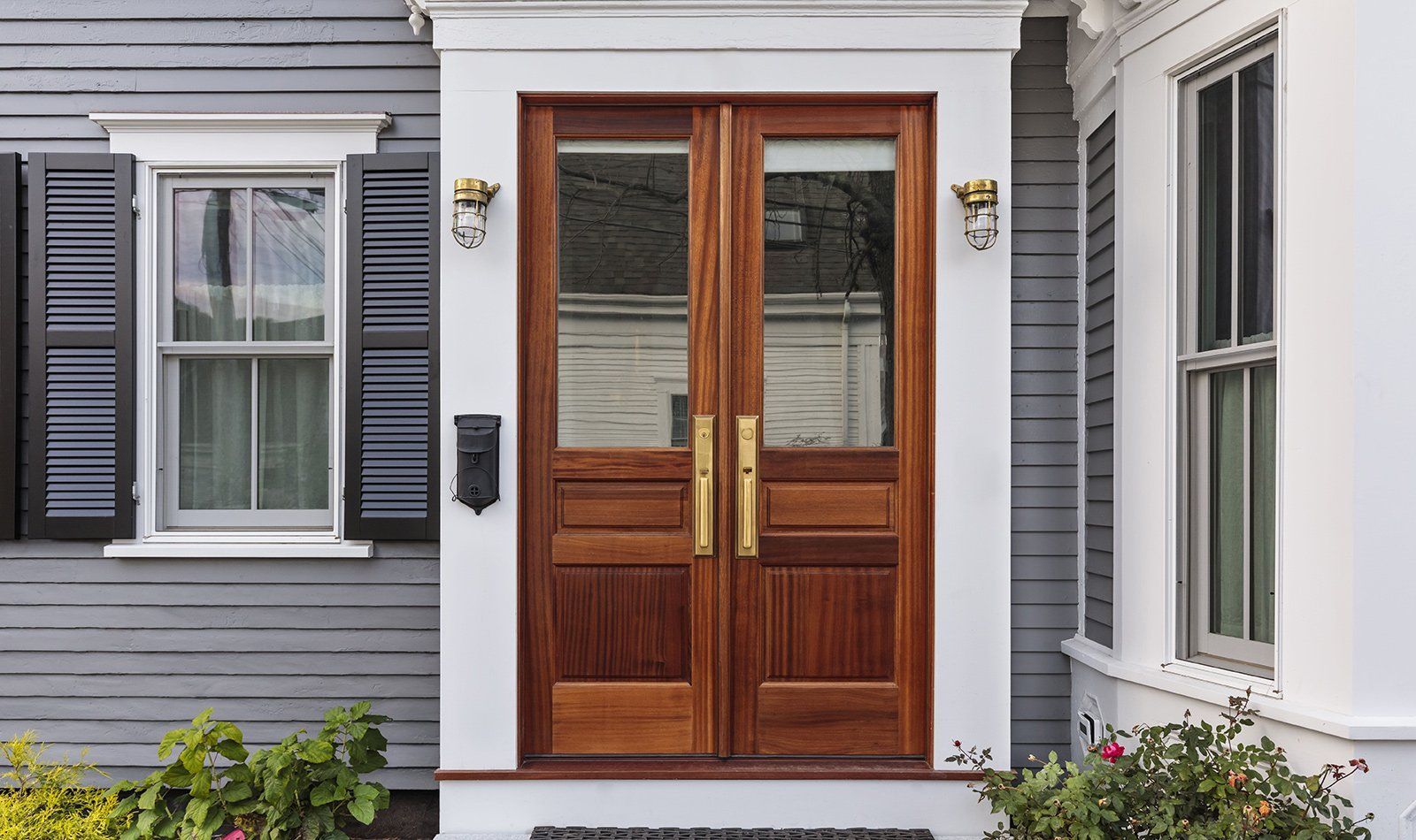 Stylish entry door