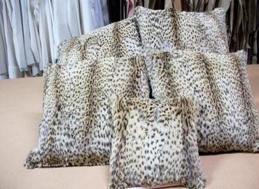 Fur pillow