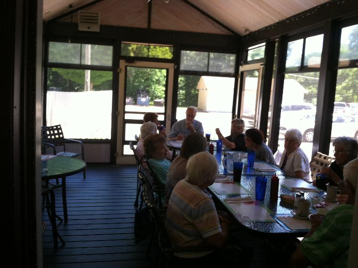 Easy Street Inn Food & Spirits Photo Gallery Coloma, MI