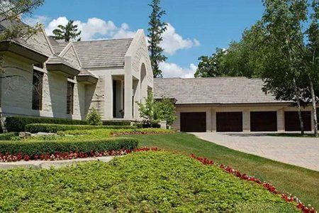 LONG LAKE ROAD, BLOOMFIELD HILLS