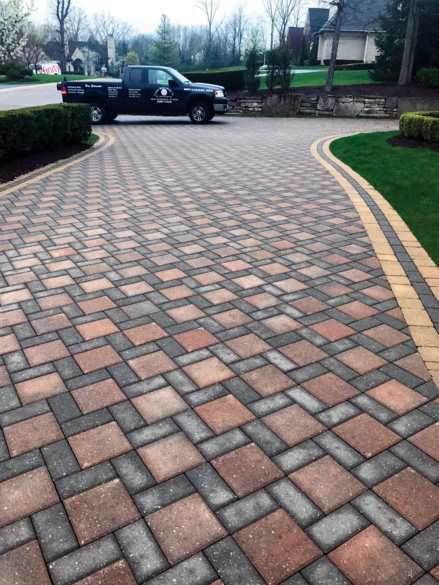 Driveways - Creative Brick Paving - 248-230-1600