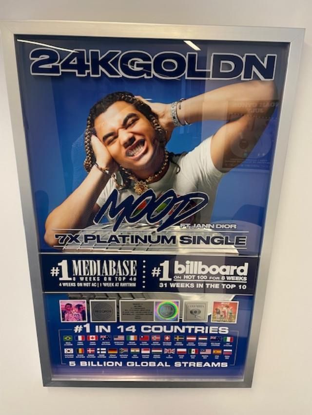 24kGoldn 