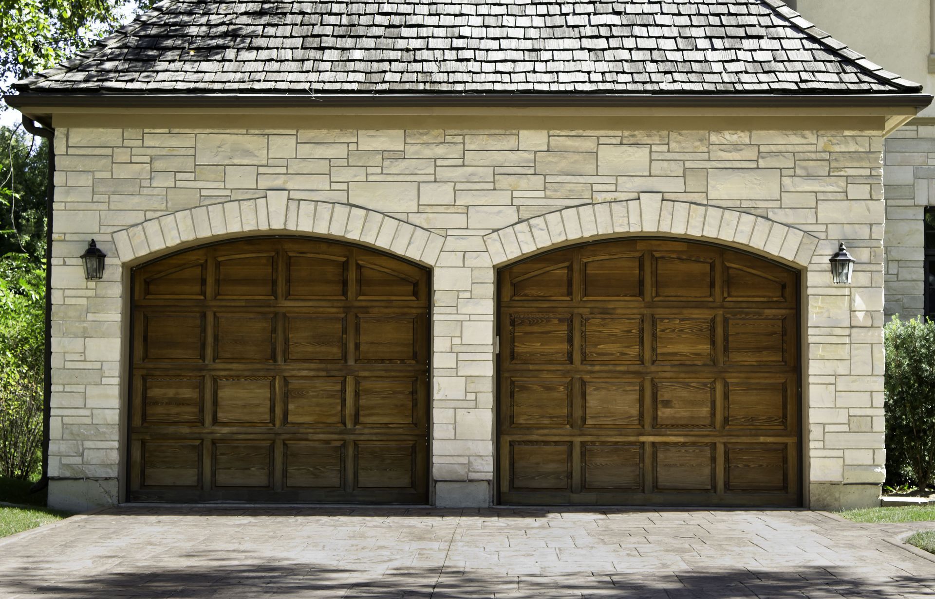 local garage door company