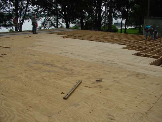 building a log house 2