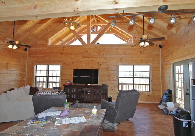log house living room 5