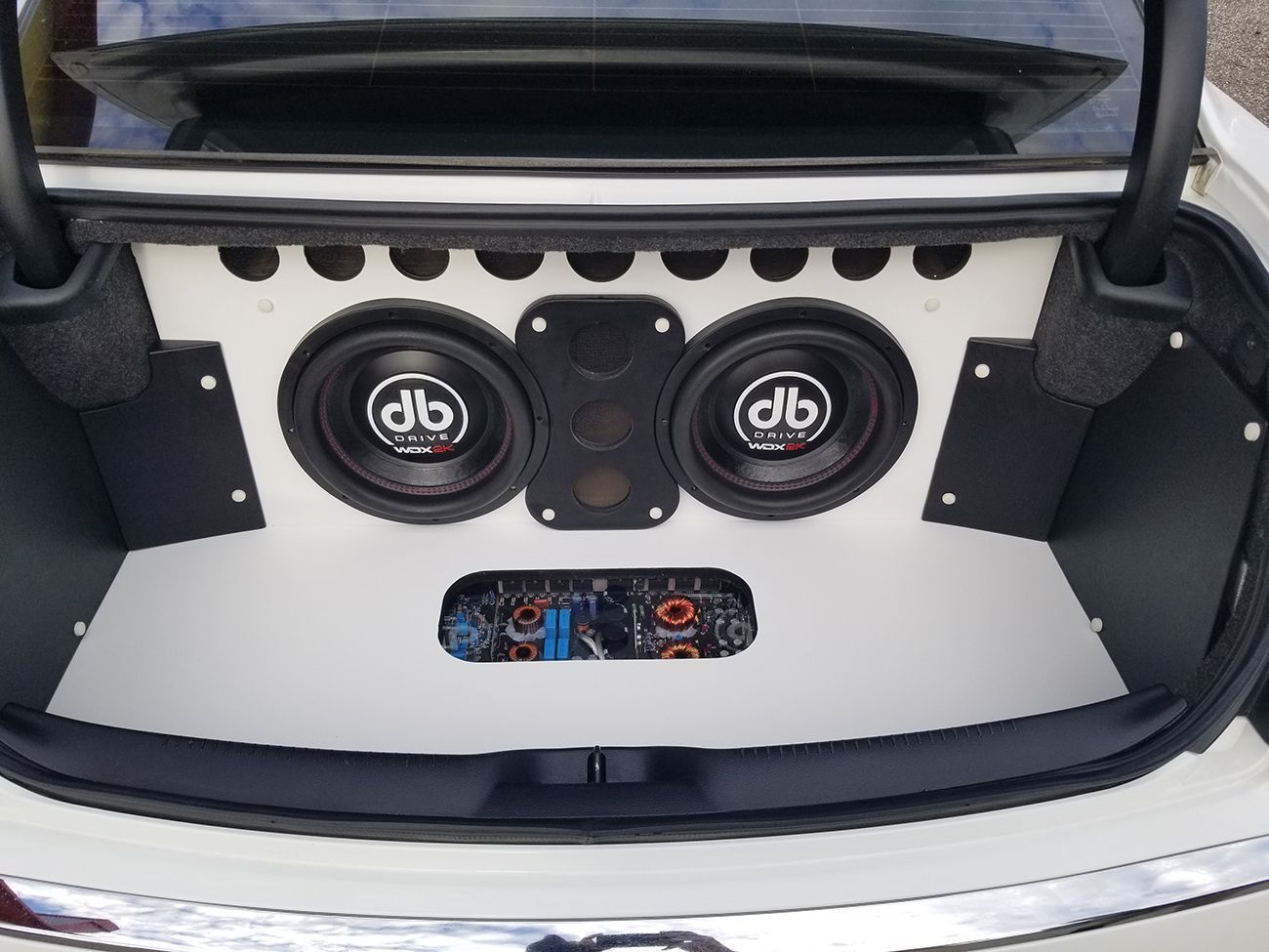 Car audio installation service