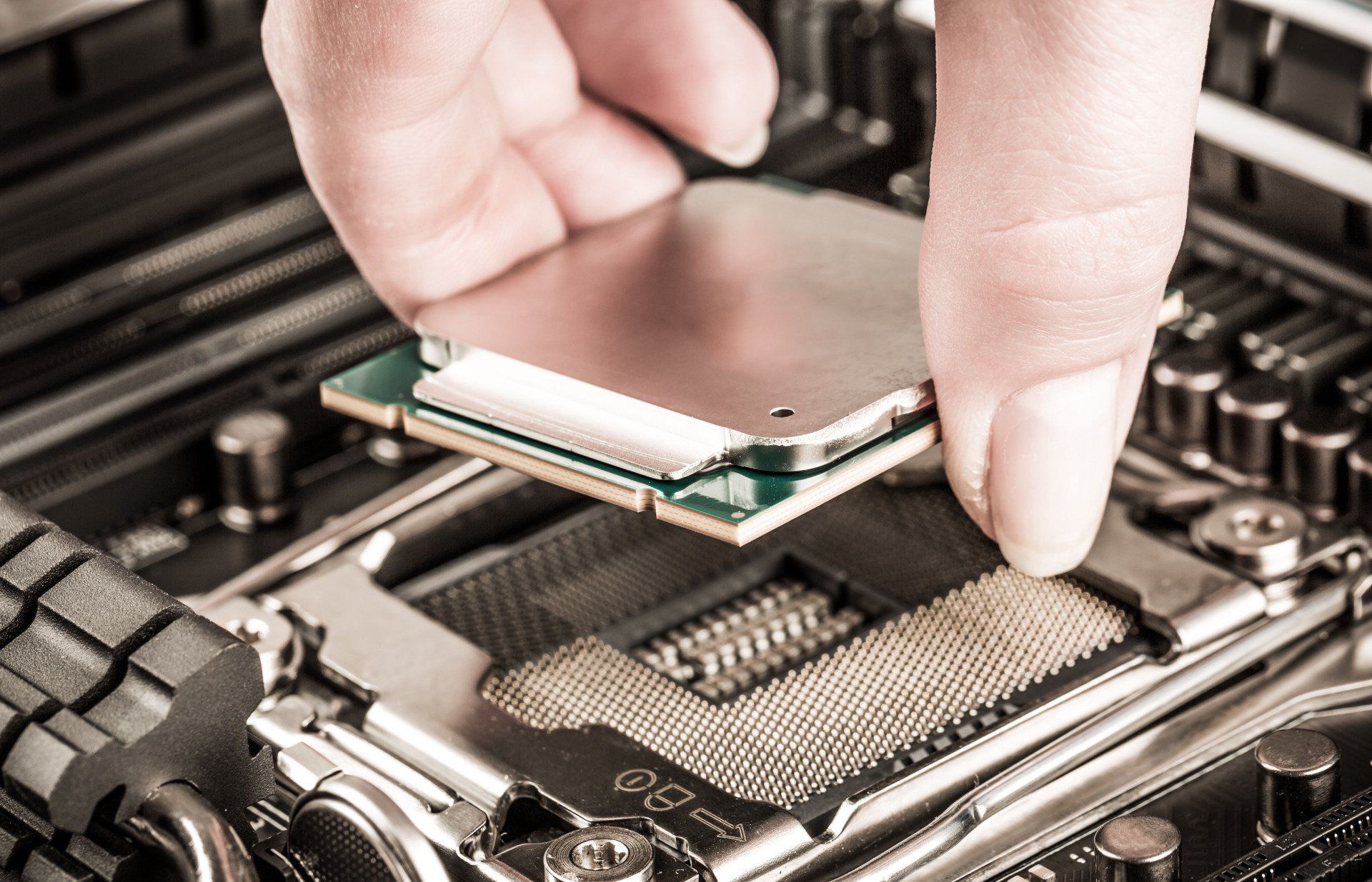 installing the processor of the pc