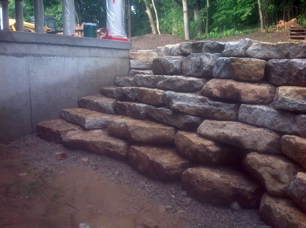 Retaining wall