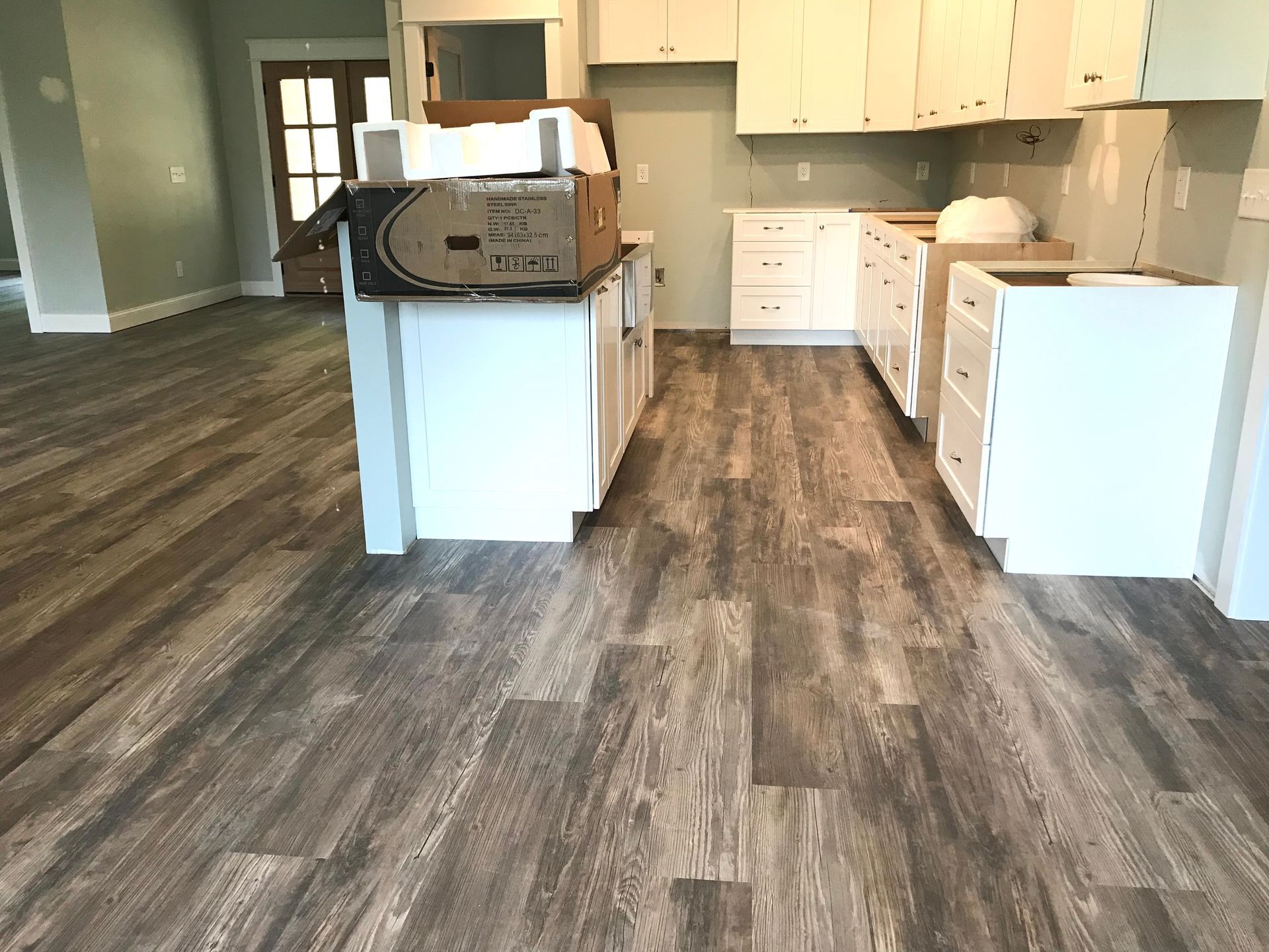 Vinyl flooring