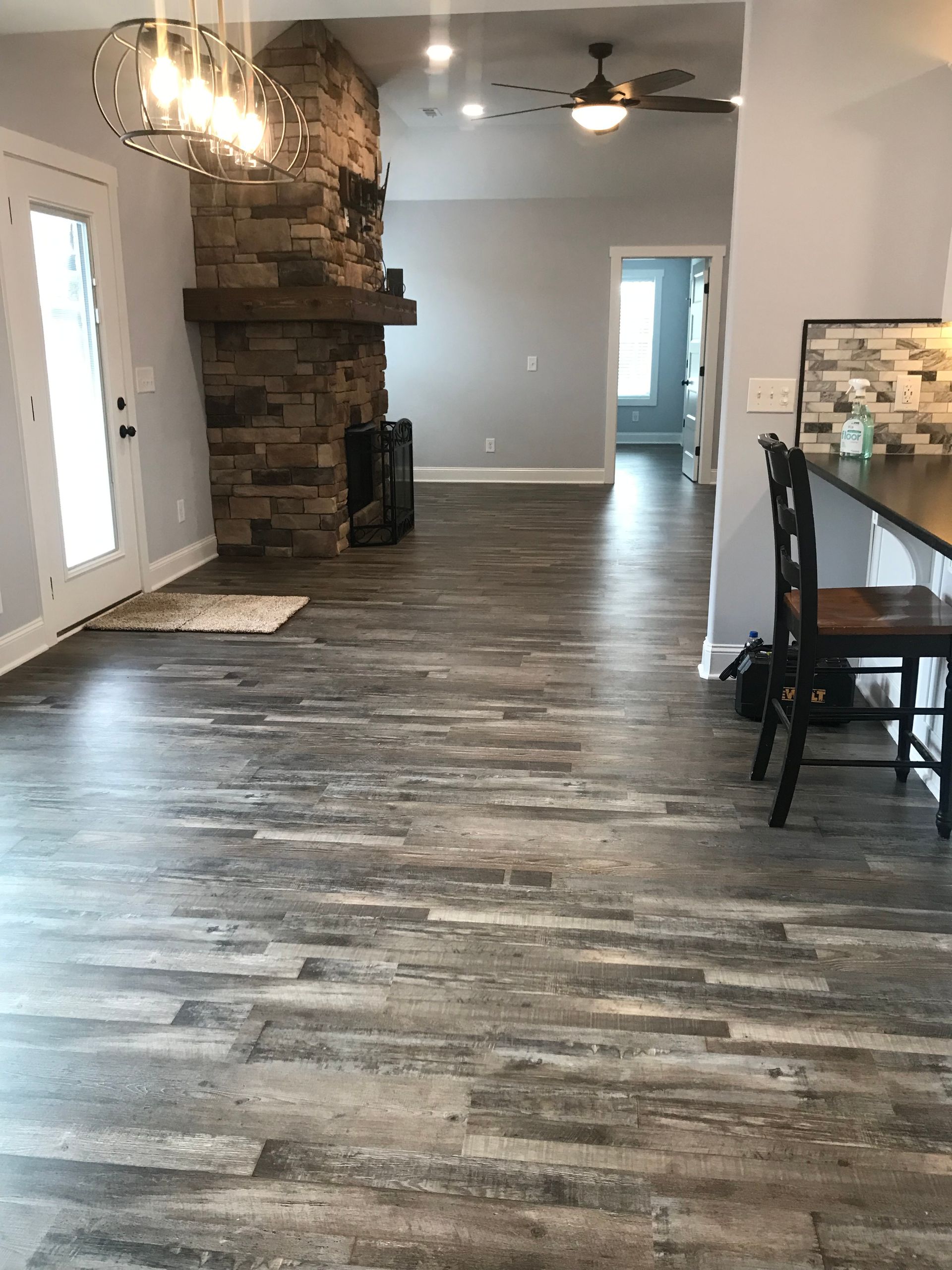 Vinyl flooring
