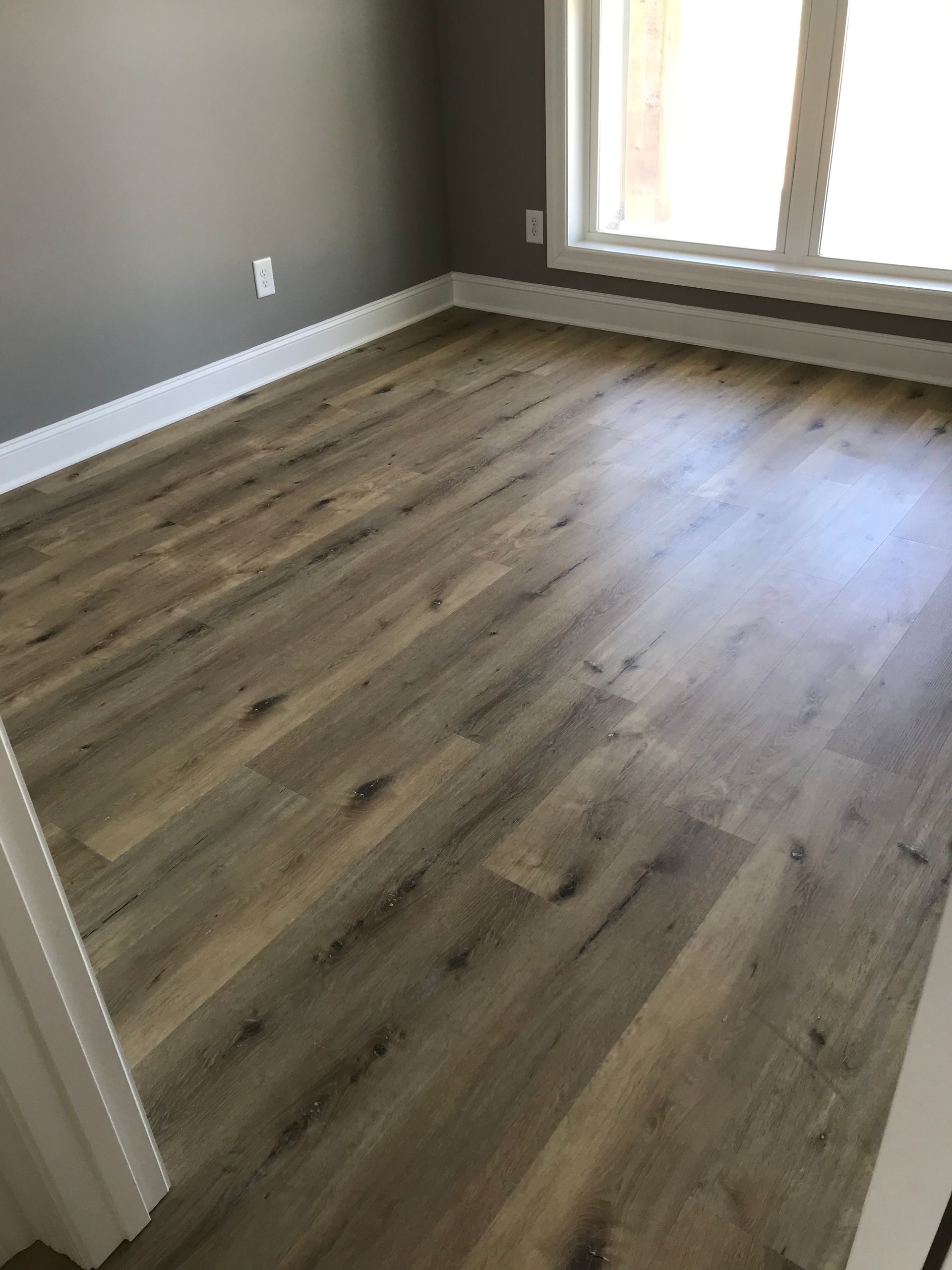 Vinyl flooring