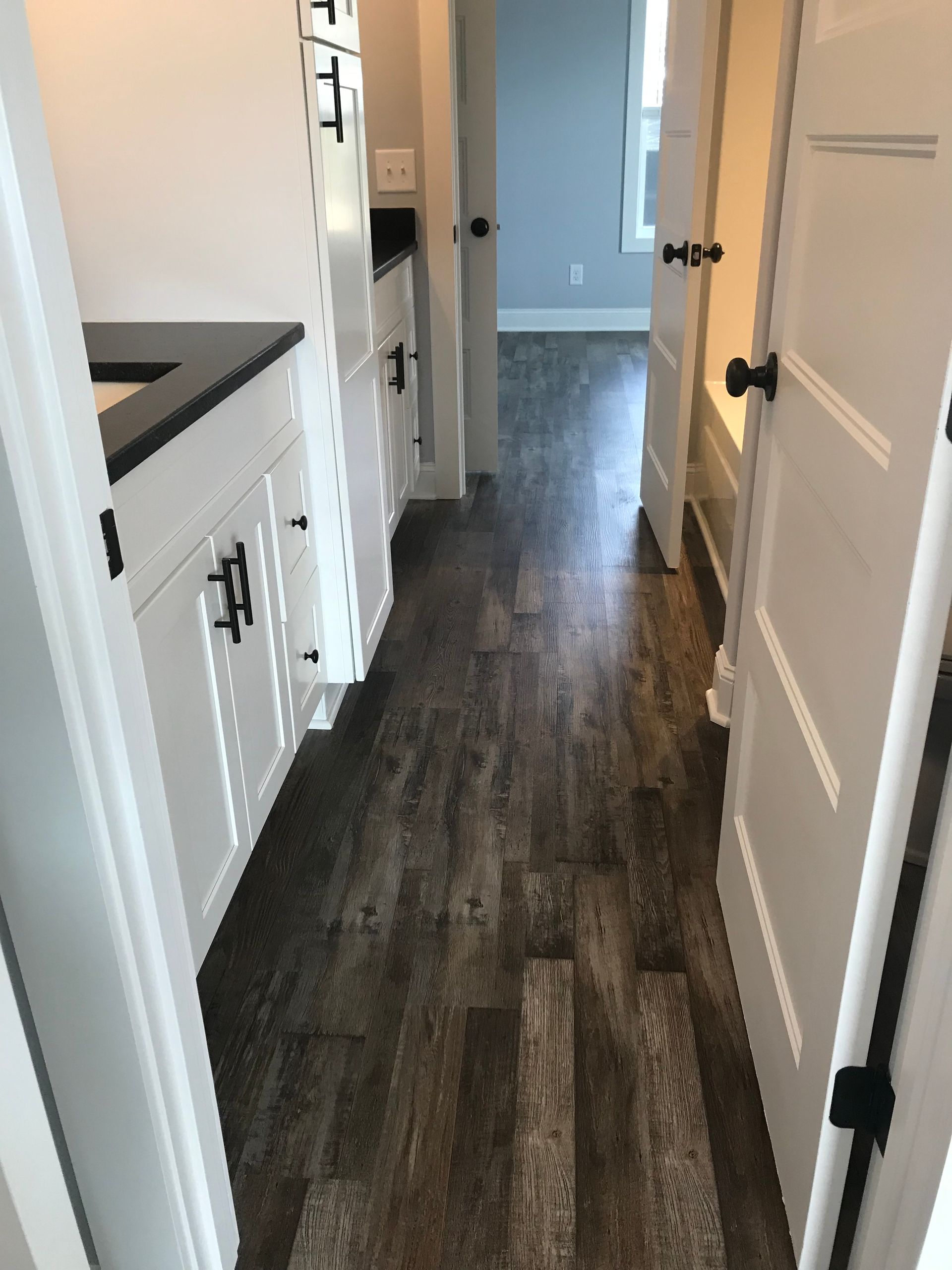 Vinyl flooring