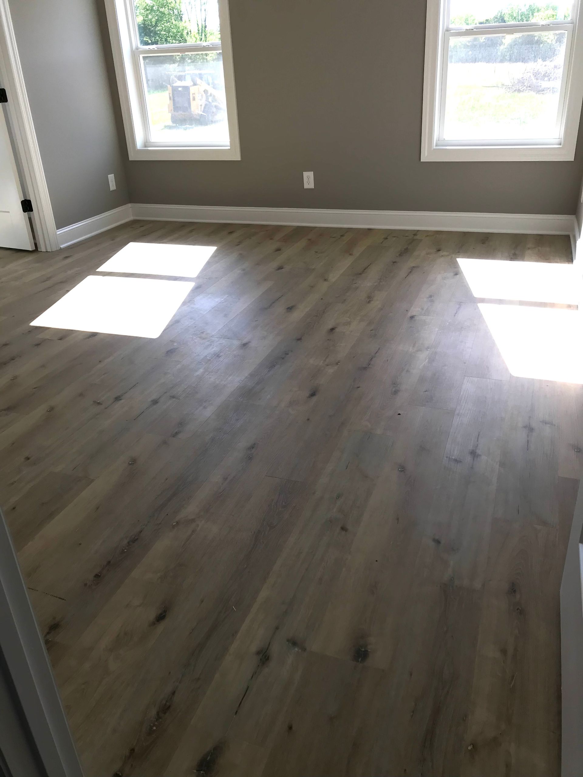 Vinyl flooring