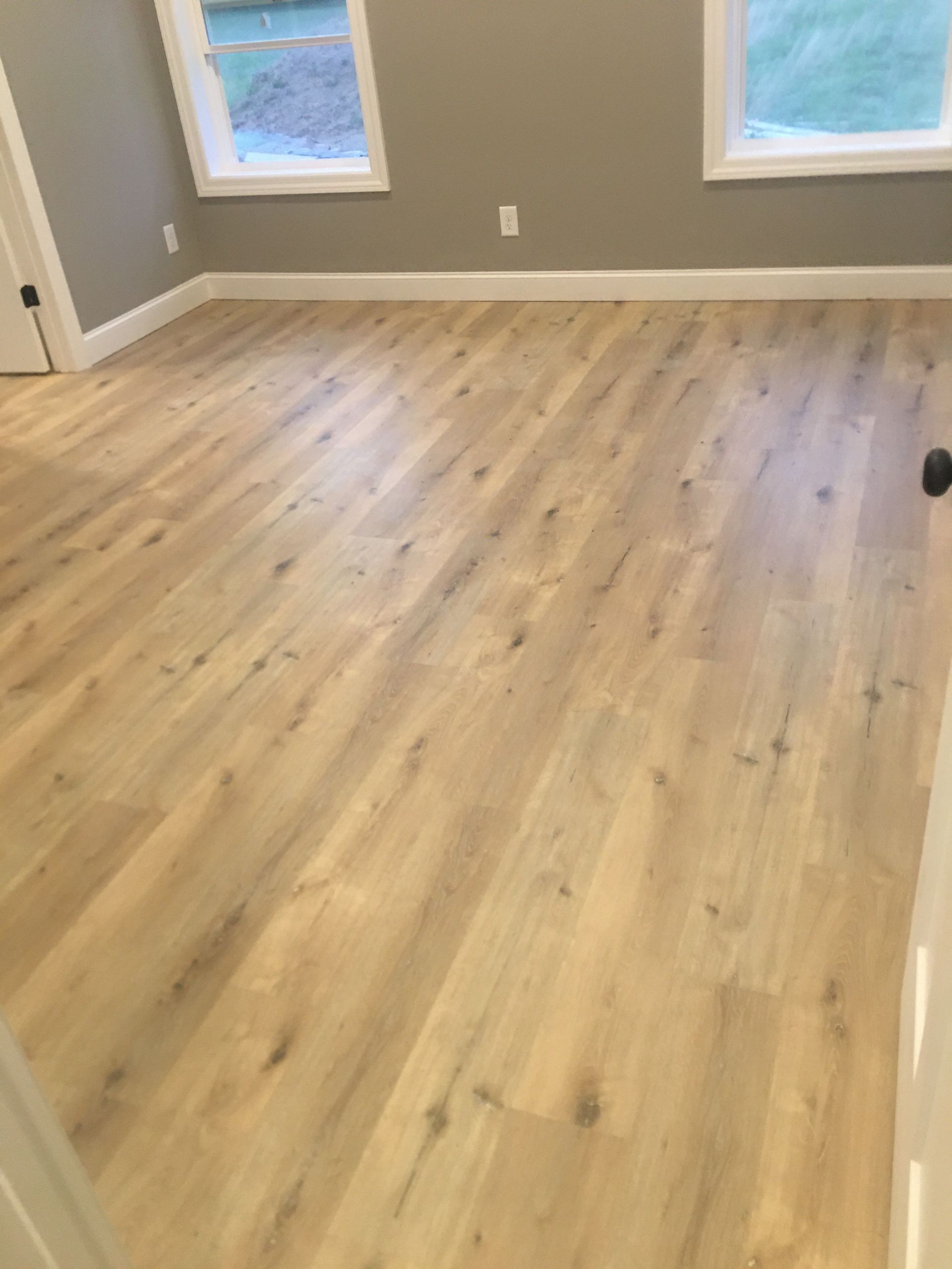 Vinyl flooring