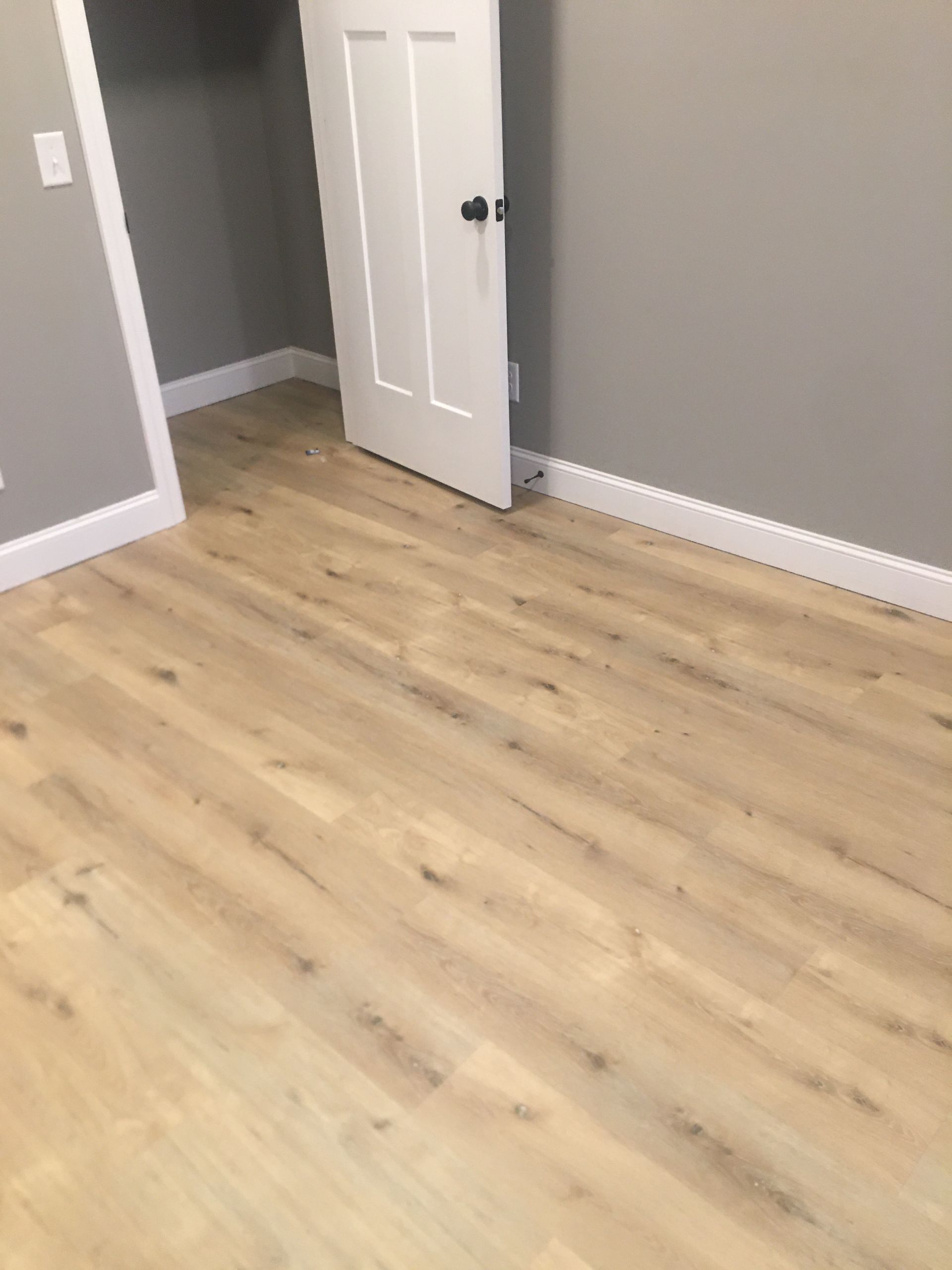 Vinyl flooring