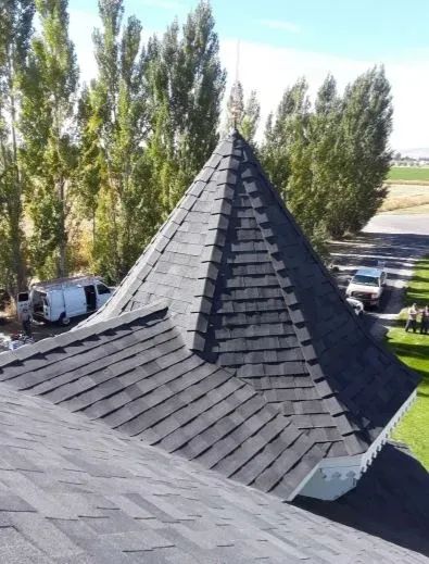Roofing service