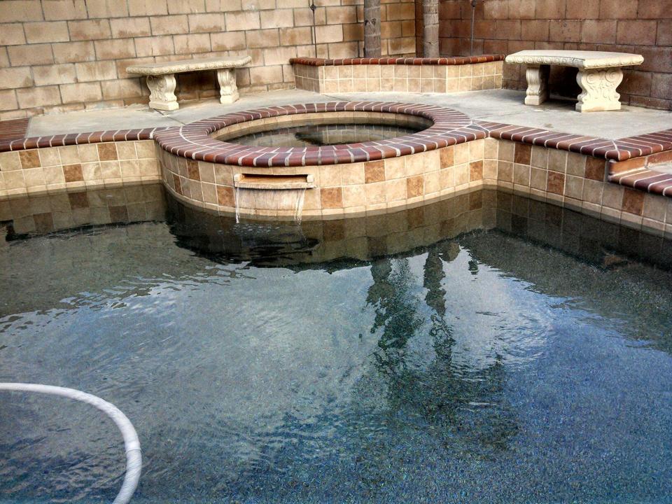 Elegant swimming pool