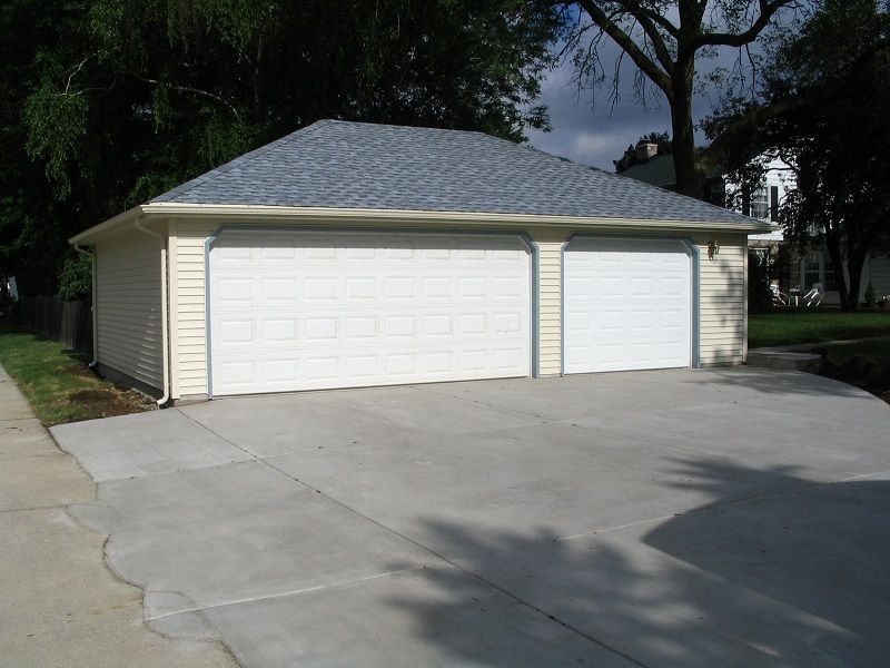 Three-car garage
