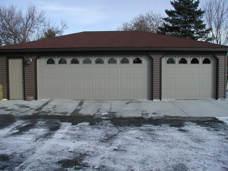 Three-car garage