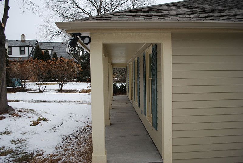 Three-car garage