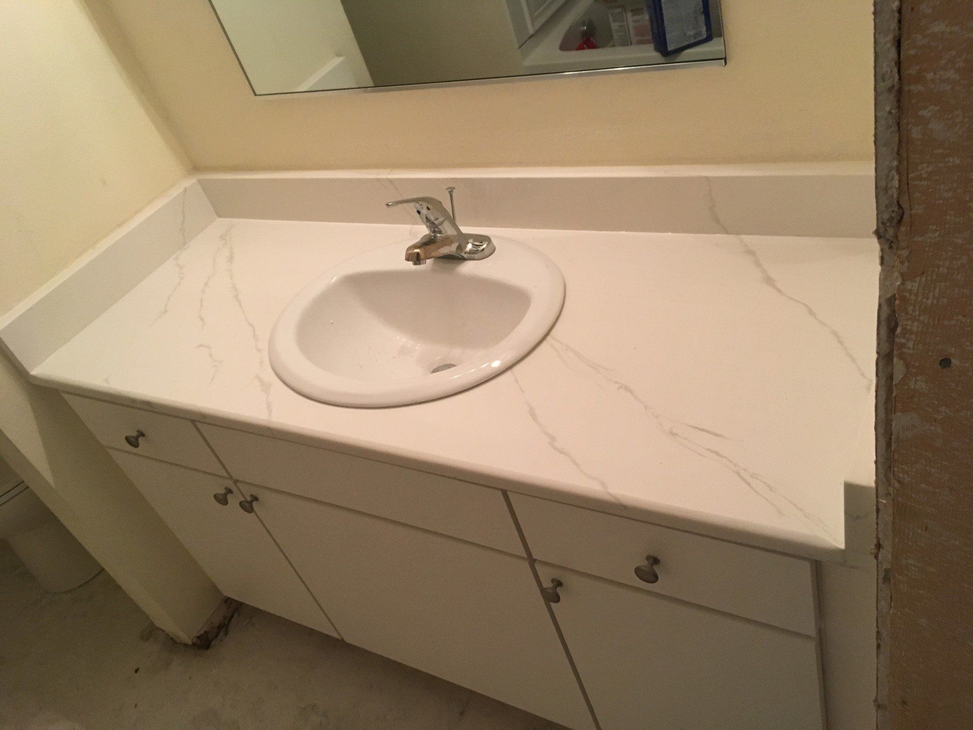 Bathroom countertop