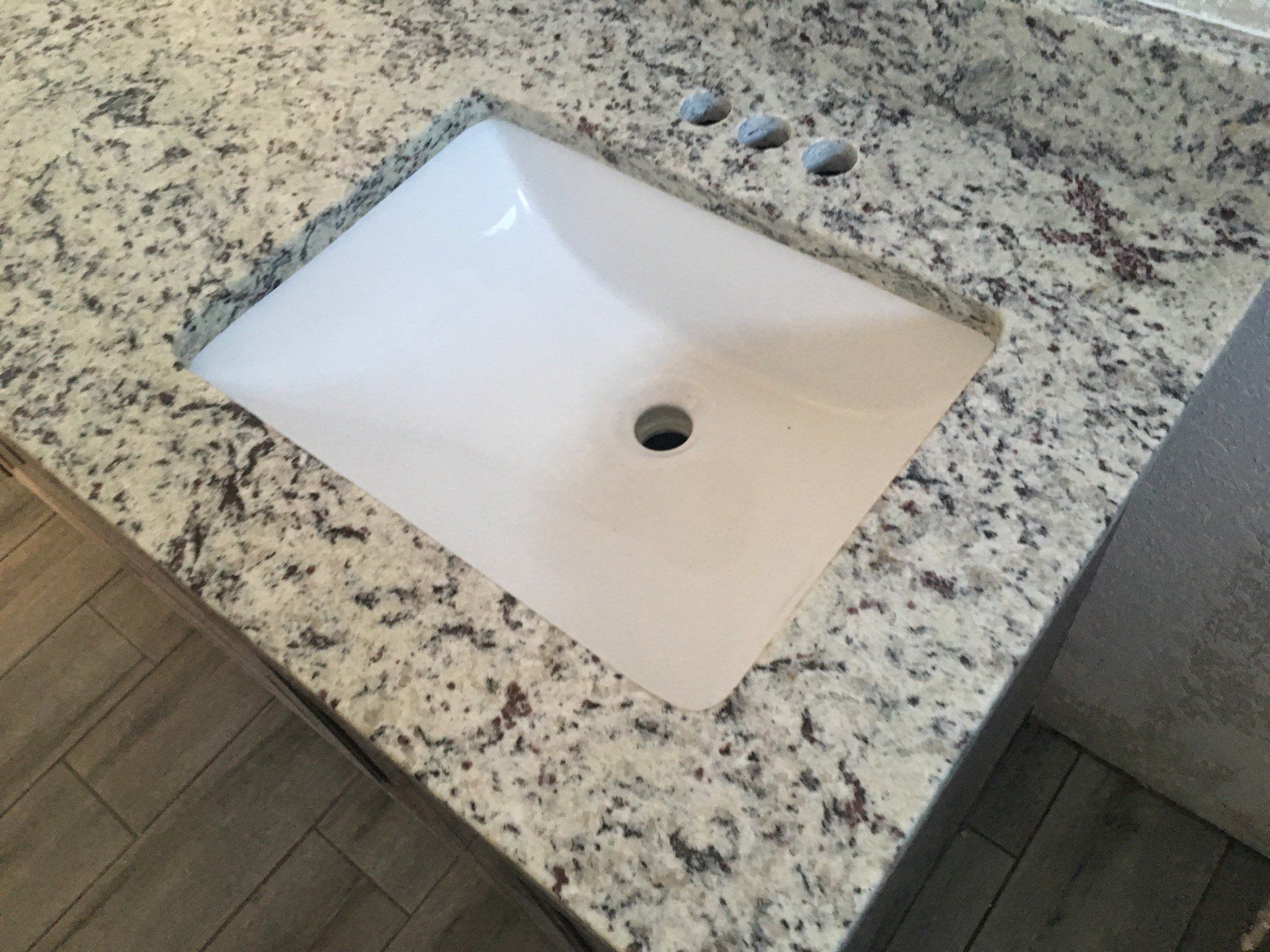 Bathroom countertop