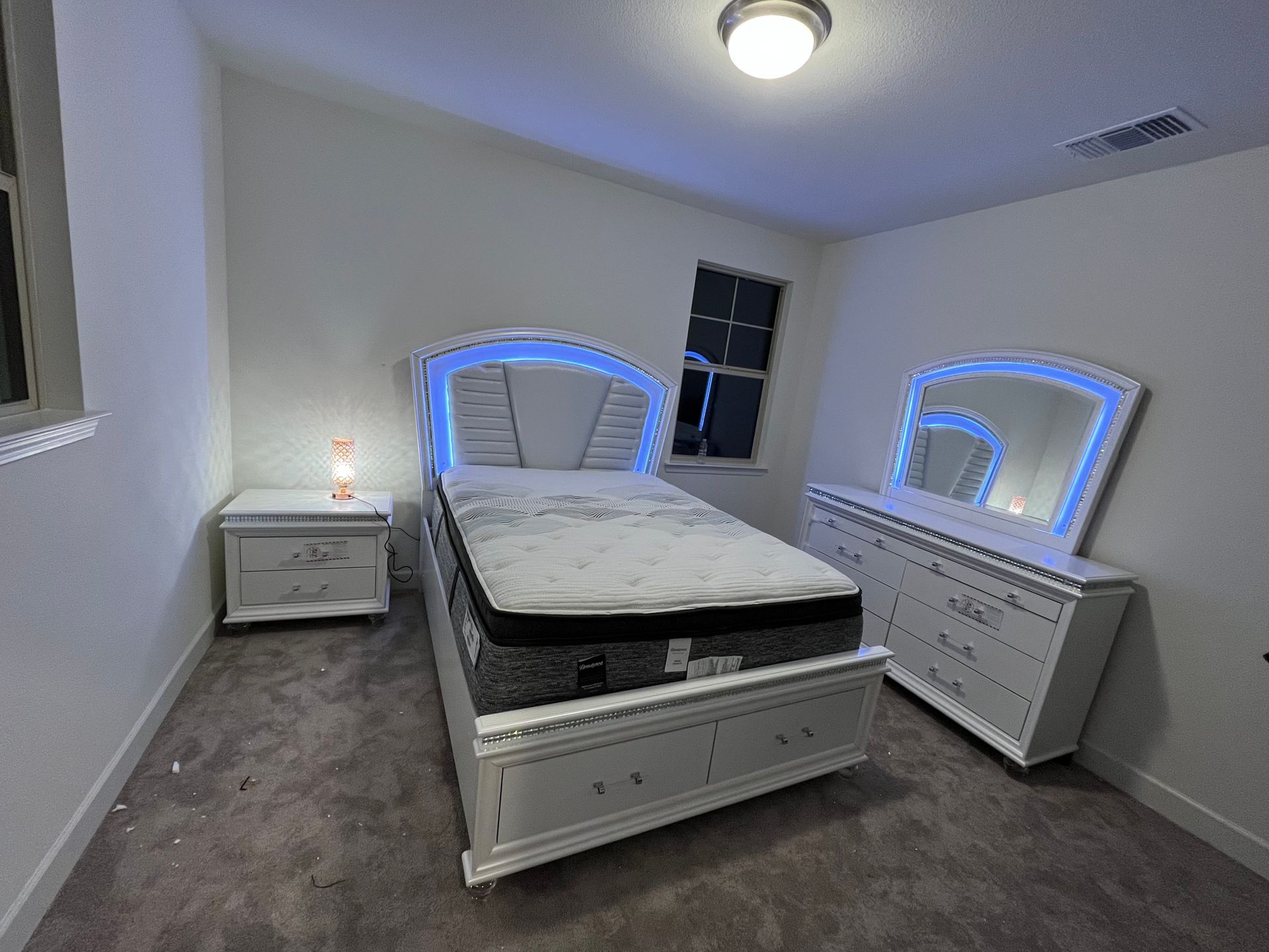 Bedroom with Bed Drawer