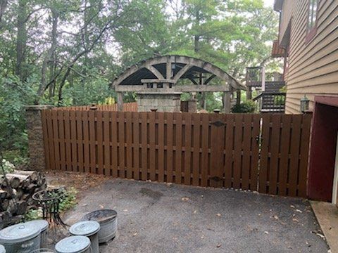 Deck and Fence Staining