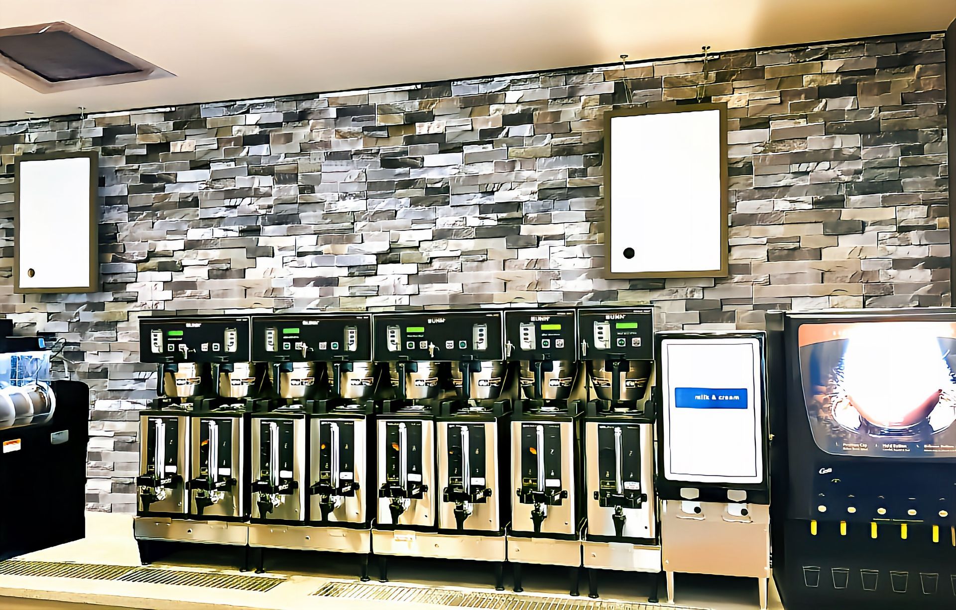 Marlite Artizan Max Defense FRP Panels | Taking Durability and Design to a Higher Level w. l. hall company 8