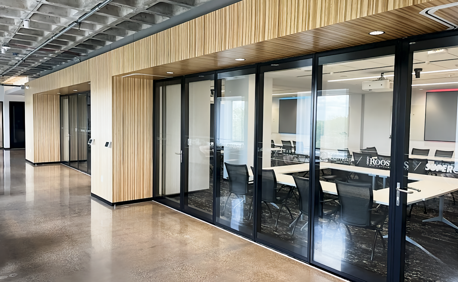 W. L. Hall Company Regis Corporate Campus Conference Room Modernfold Acousti-Clear Project