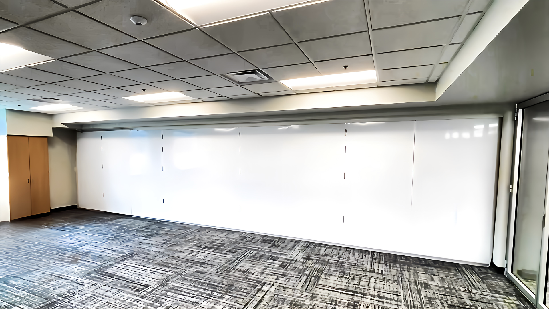 Tartan High School (Oakdale, MN) | Effortless space reconfiguration for the school's four multipurpose rooms w l hall company 4