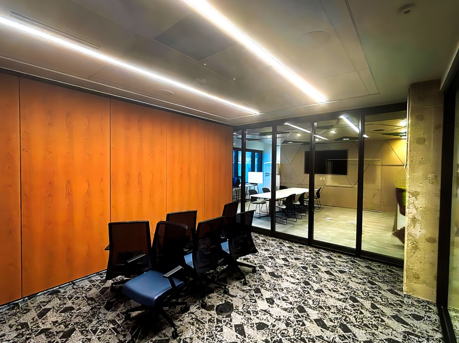 Privacy When Needed, Flexibility on Demand for EntreBank w l hall company modernfold acoust-clear acousti-seal space management 14