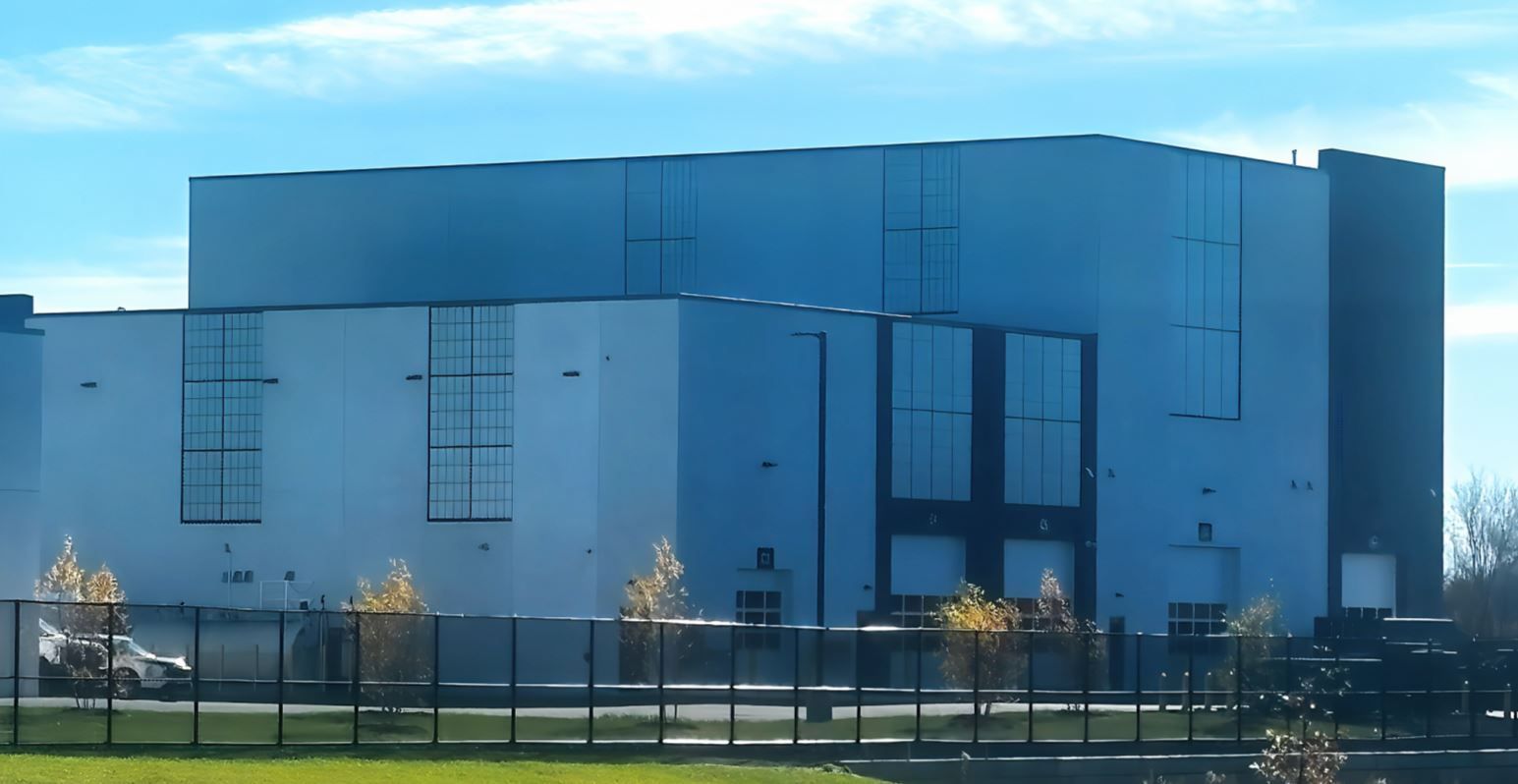 Four Xcel Energy Facilities: Powered by Kalwall w l hall company 1