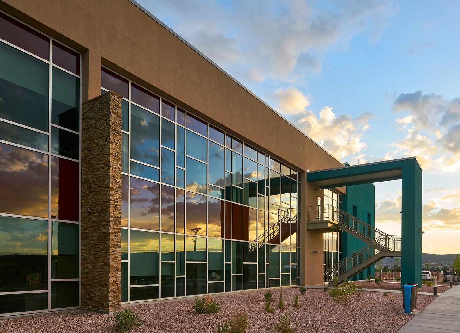 w. l. hall company premier exterior and exterior systems provider in the upper midwest  glass and glazing 113 tubelite