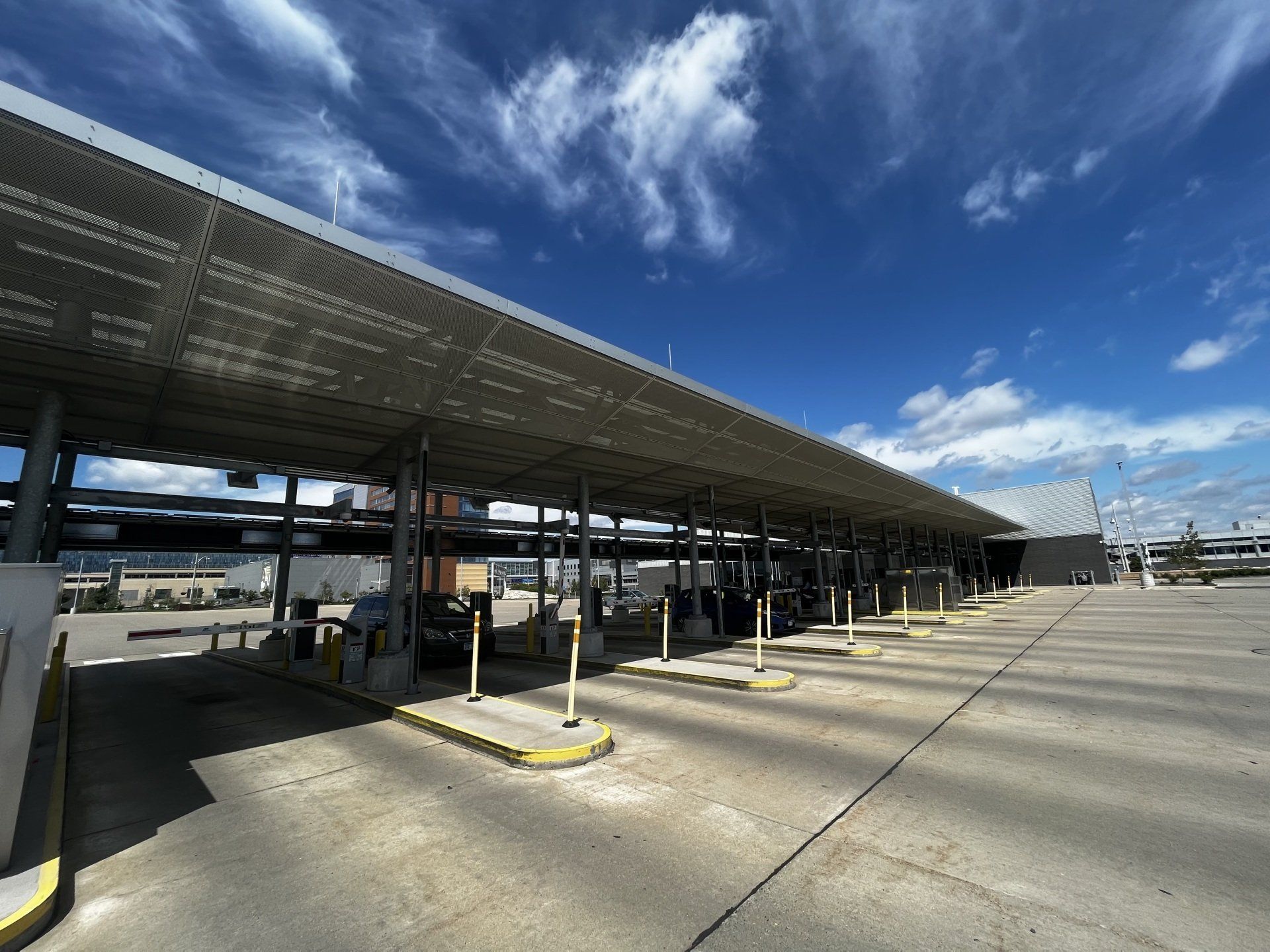 W. L. Hall Company Project Spotlight: Minneapolis-St. Paul International Airport (MSP) Kalwall Canopy for Parking Management Building