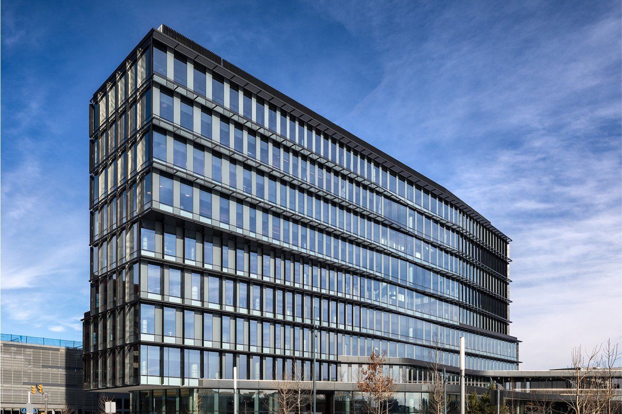 w. l. hall company premier exterior and exterior systems provider in the upper midwest  glass and glazing 112