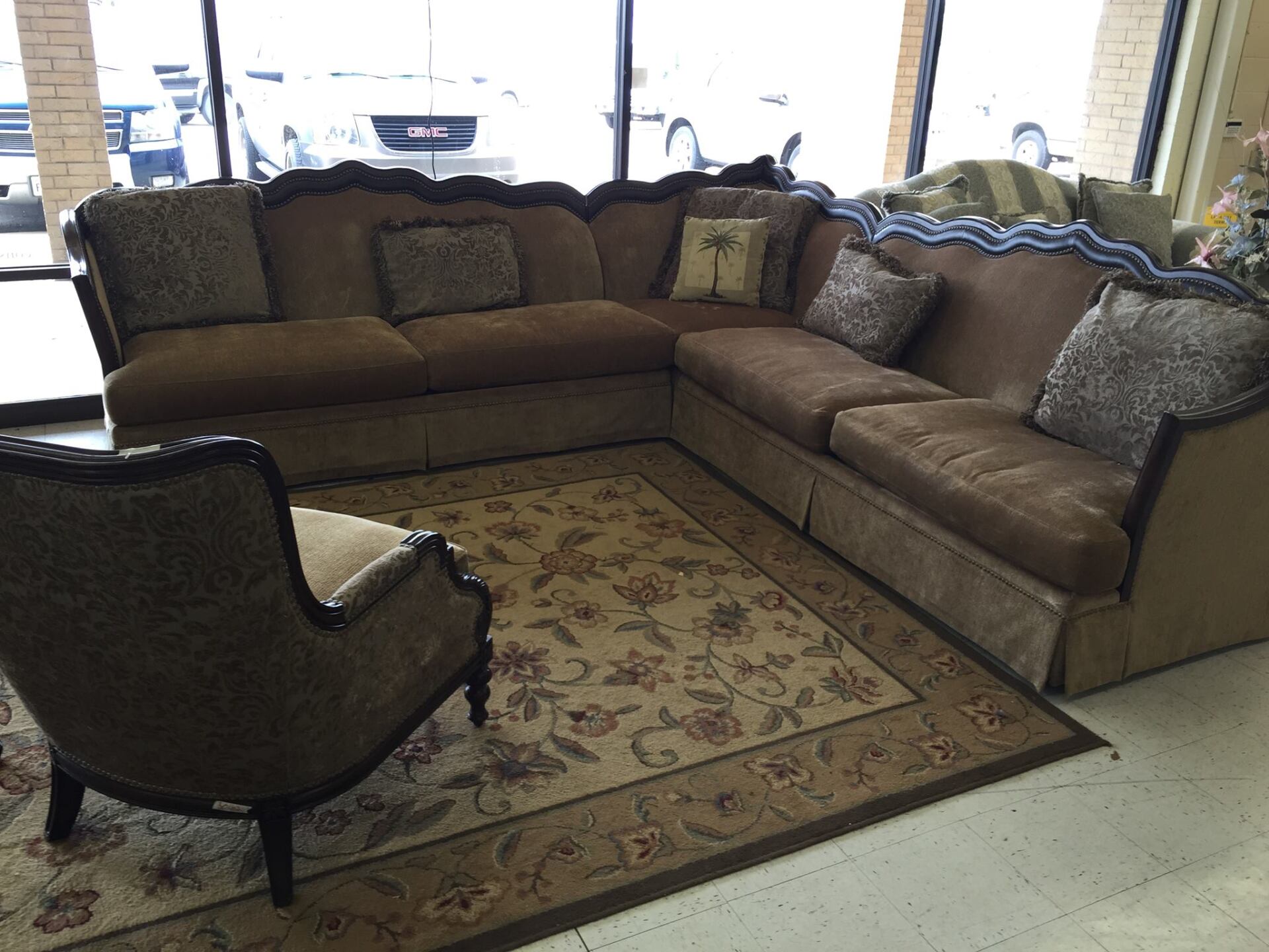 Consignment Furniture Showroom Sofas Waco, TX