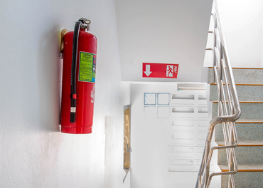 Installed fire extinguisher