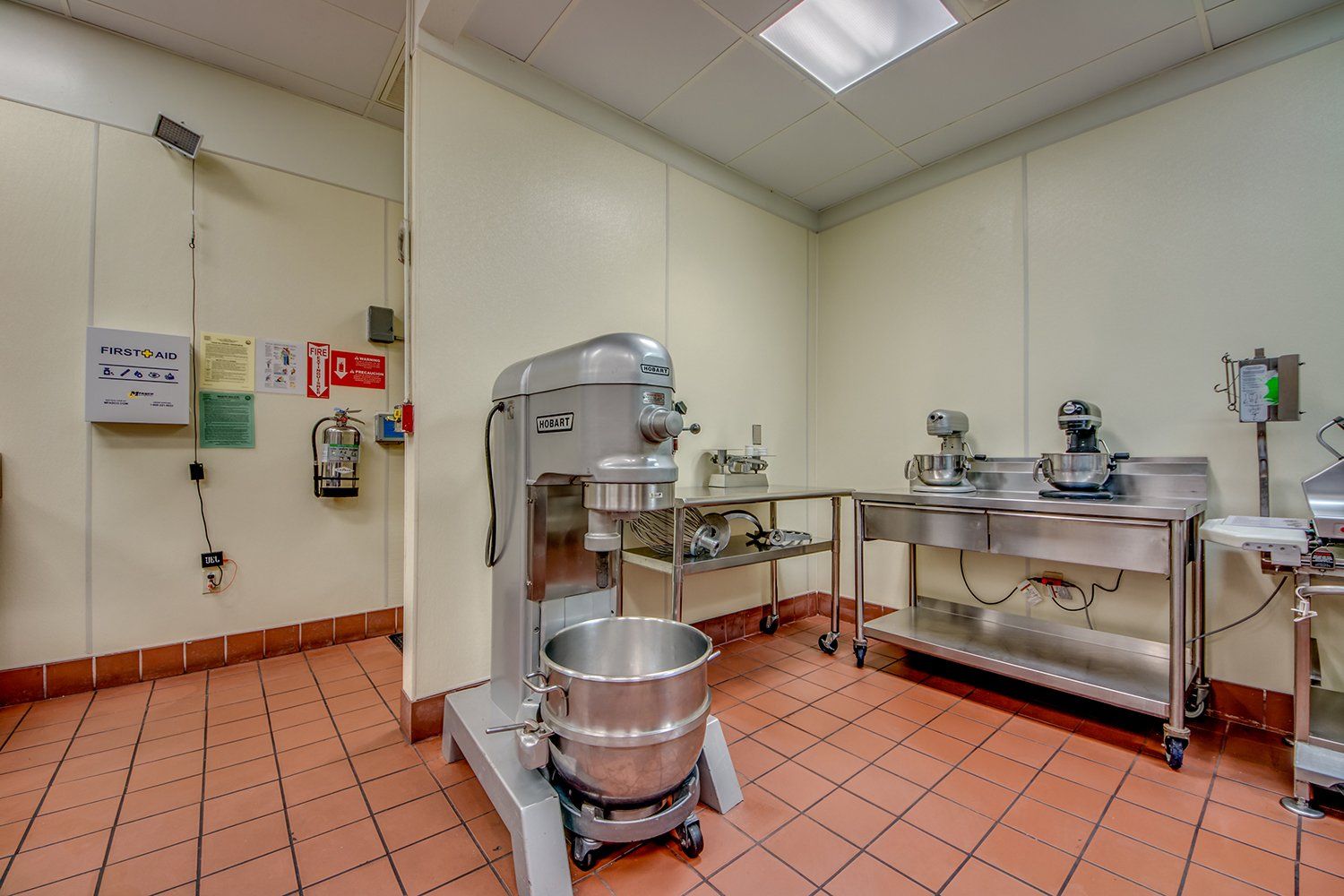 Commercial kitchen