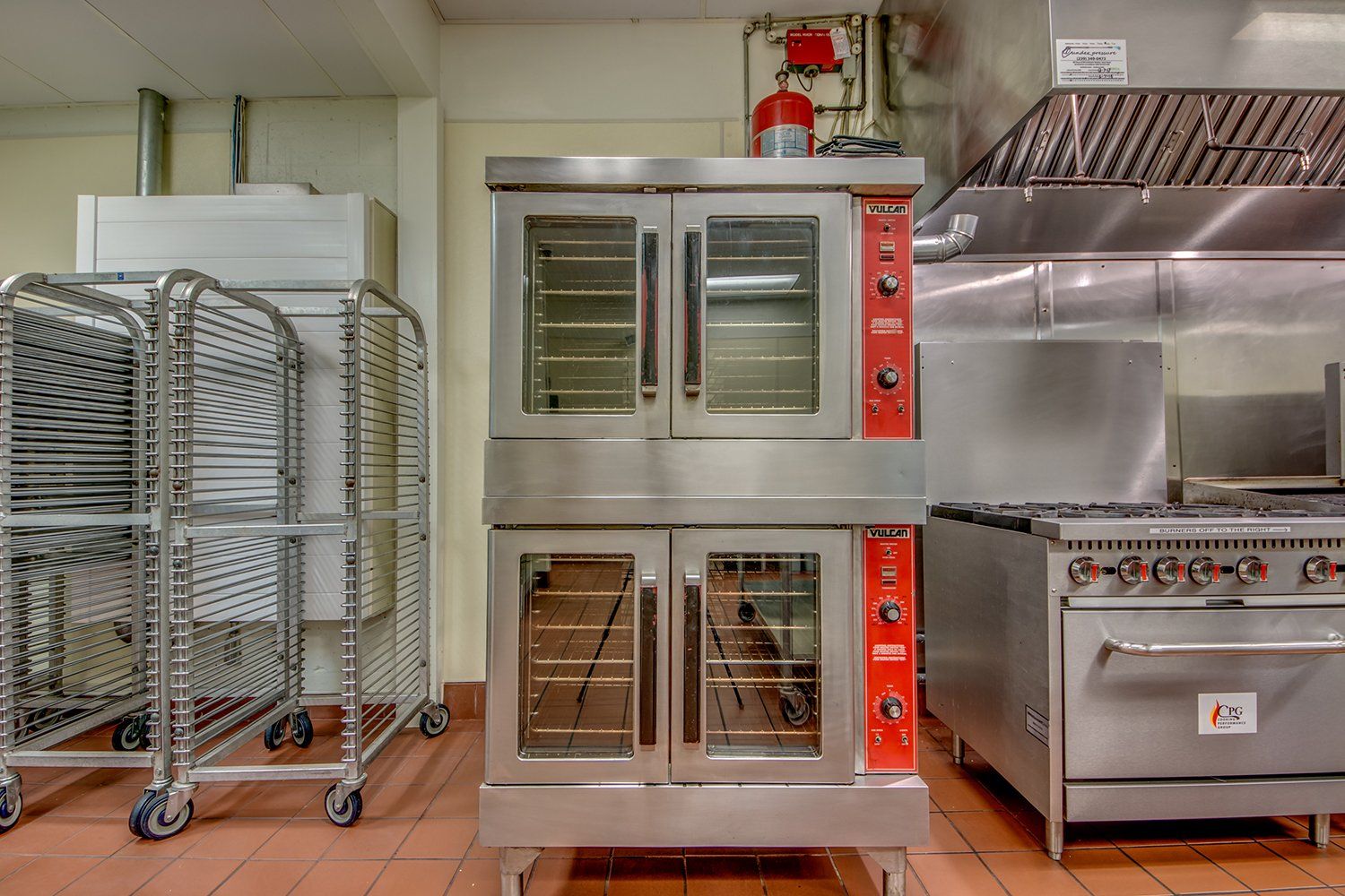 Commercial kitchen