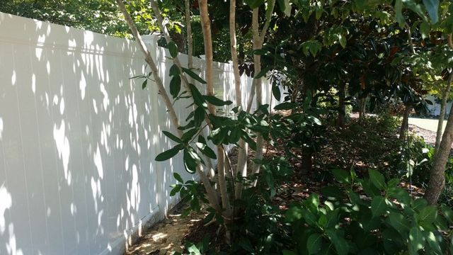 Vinyl Fencing