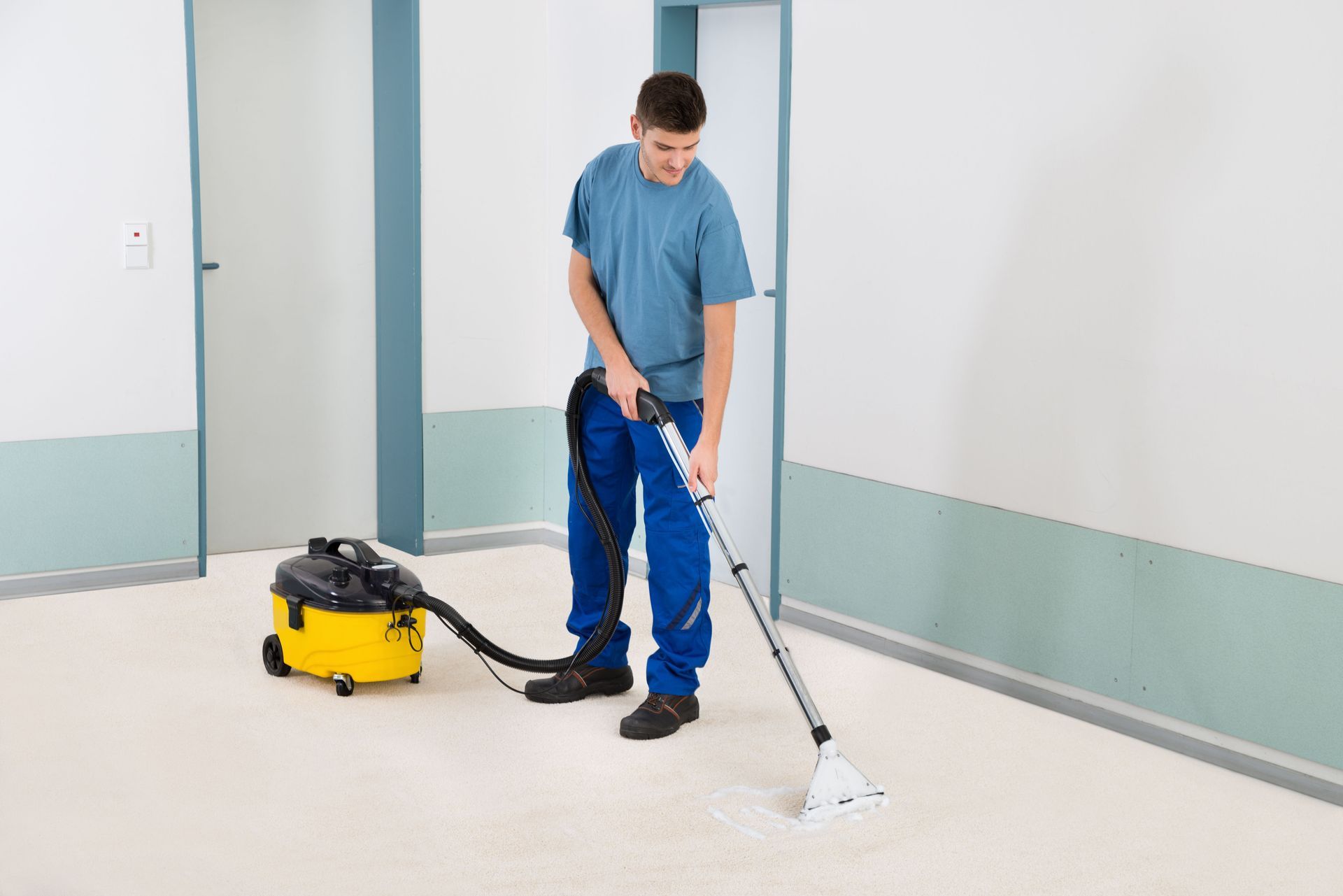 commercial cleaner