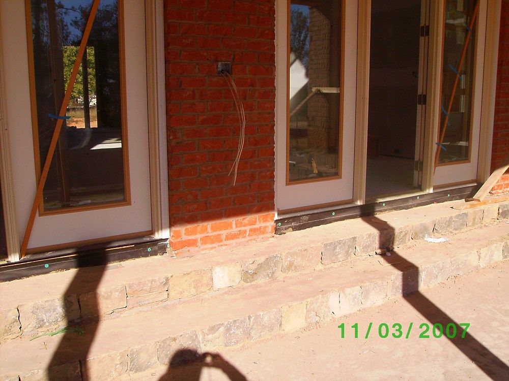 A photo of a brick building taken on 11/03/2007