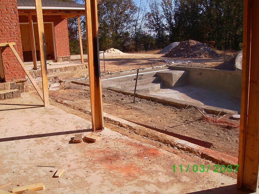 A picture of a house under construction taken on 11/03/2002
