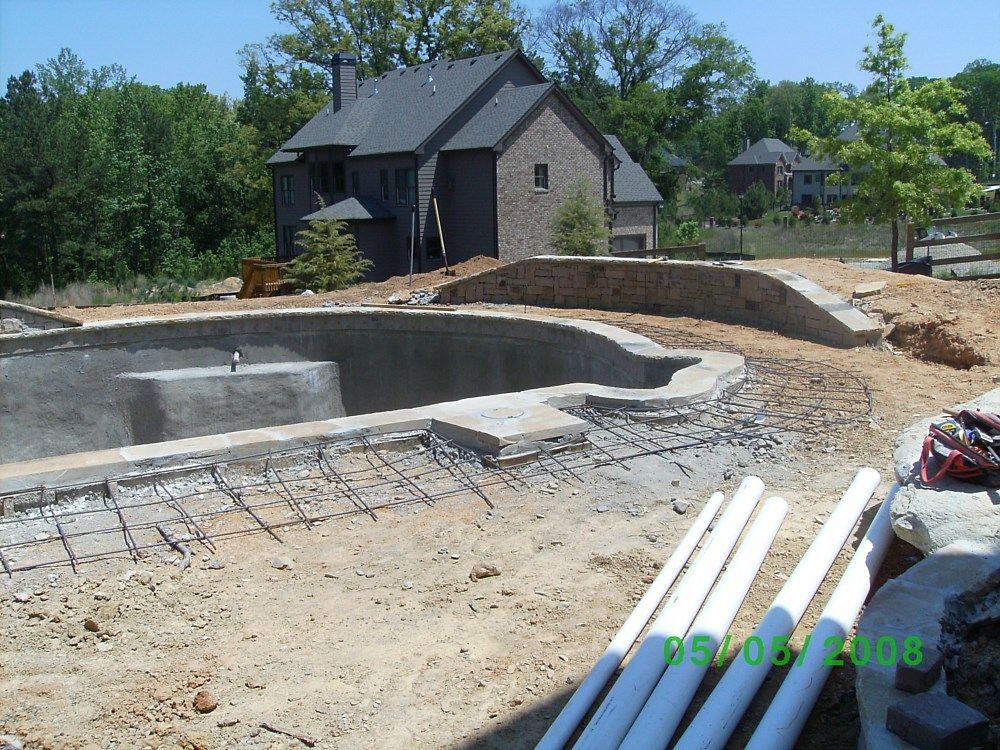 A photo taken in 2008 shows a large house in the background